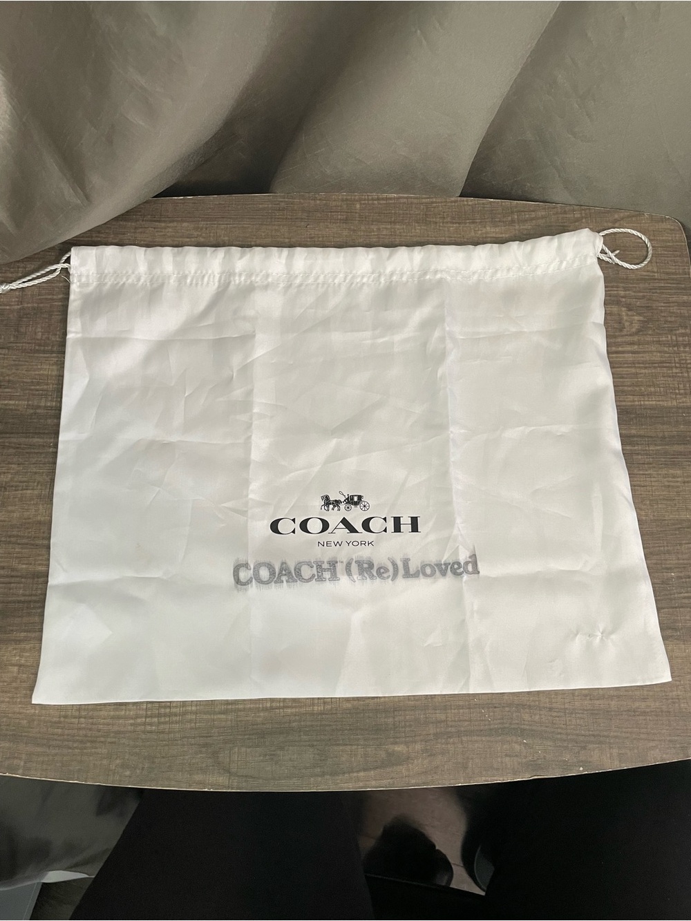 Authentic Coach (Re)Loved White Sateen Drawstring Handbag Dust Bag